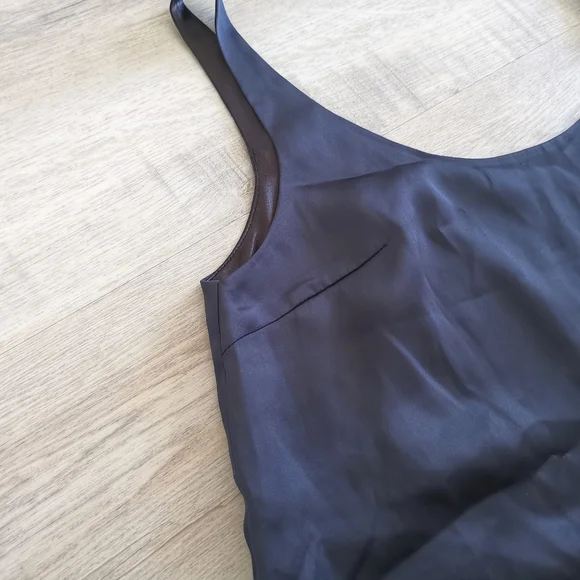 Top - Picture 1 of 5